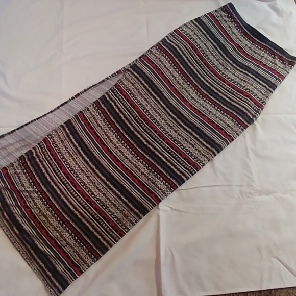 Women's skirt - Picture 2 of 2